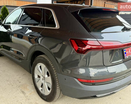 Серый Ауди E-Tron, объемом двигателя 0 л и пробегом 175 тыс. км за 22000 $, фото 9 на Automoto.ua