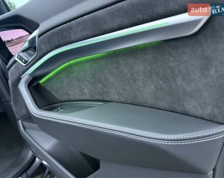 Серый Ауди E-Tron, объемом двигателя 0 л и пробегом 29 тыс. км за 38300 $, фото 21 на Automoto.ua