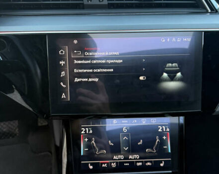 Серый Ауди E-Tron, объемом двигателя 0 л и пробегом 121 тыс. км за 27699 $, фото 28 на Automoto.ua