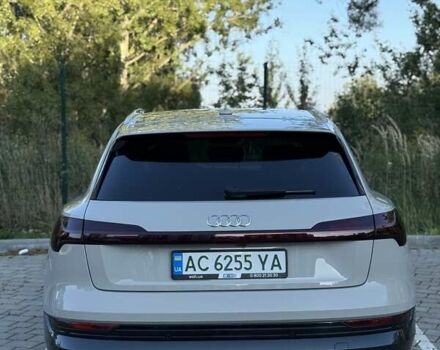 Ауди E-Tron 2020 в Луцке на Automoto.ua Серый Ауди E-Tron, объемом двигателя 0 л и пробегом 49 тыс. км за 35550 $, фото 5 на Automoto.ua