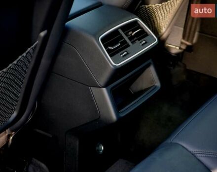 Серый Ауди E-Tron, объемом двигателя 0 л и пробегом 125 тыс. км за 23800 $, фото 179 на Automoto.ua