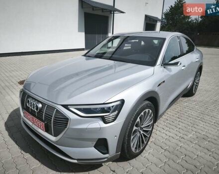 Сірий Ауді E-Tron, об'ємом двигуна 0 л та пробігом 70 тис. км за 34500 $, фото 22 на Automoto.ua