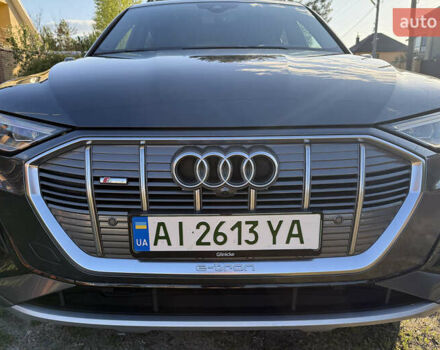 Ауді E-Tron 2020 у Києві на Automoto.ua Сірий Ауді E-Tron, об'ємом двигуна 0 л та пробігом 51 тис. км за 32000 $, фото 36 на Automoto.ua