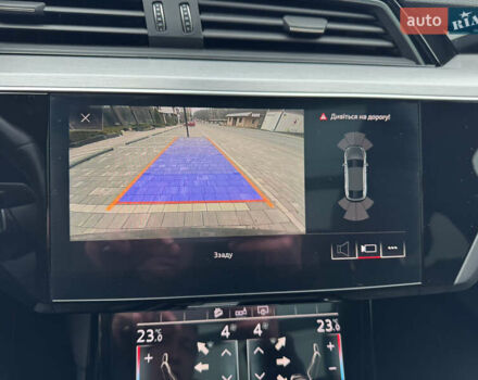 Серый Ауди E-Tron, объемом двигателя 0 л и пробегом 140 тыс. км за 32100 $, фото 38 на Automoto.ua