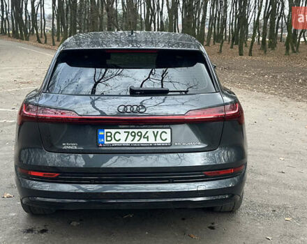 Сірий Ауді E-Tron, об'ємом двигуна 0 л та пробігом 83 тис. км за 29700 $, фото 5 на Automoto.ua