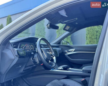 Сірий Ауді E-Tron, об'ємом двигуна 0 л та пробігом 105 тис. км за 34000 $, фото 17 на Automoto.ua