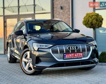 Серый Ауди E-Tron, объемом двигателя 0 л и пробегом 97 тыс. км за 21900 $, фото 5 на Automoto.ua