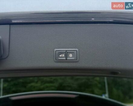 Серый Ауди E-Tron, объемом двигателя 0 л и пробегом 29 тыс. км за 38300 $, фото 30 на Automoto.ua