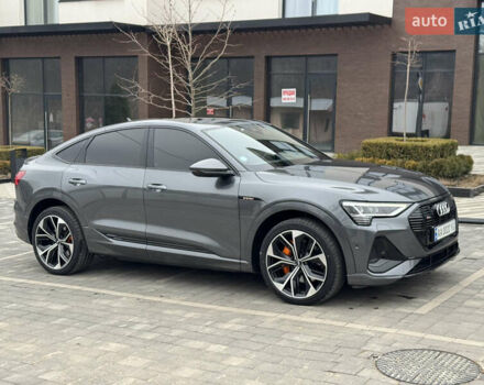 Серый Ауди E-Tron, объемом двигателя 0 л и пробегом 140 тыс. км за 32100 $, фото 14 на Automoto.ua
