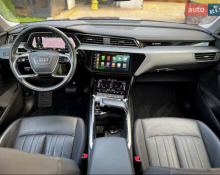 Сірий Ауді E-Tron, об'ємом двигуна 0 л та пробігом 170 тис. км за 25600 $, фото 8 на Automoto.ua