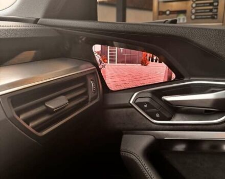 Серый Ауди E-Tron, объемом двигателя 0 л и пробегом 90 тыс. км за 37000 $, фото 5 на Automoto.ua