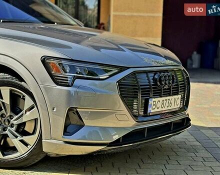Сірий Ауді E-Tron, об'ємом двигуна 0 л та пробігом 100 тис. км за 25500 $, фото 1 на Automoto.ua