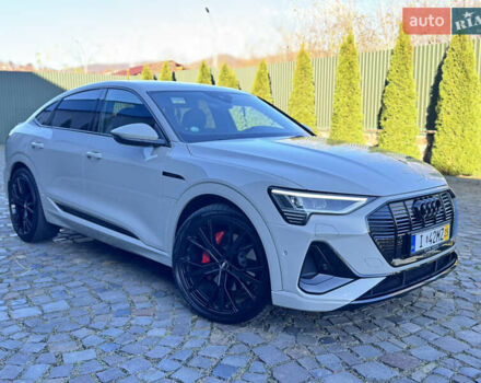 Сірий Ауді E-Tron, об'ємом двигуна 0 л та пробігом 105 тис. км за 34000 $, фото 14 на Automoto.ua