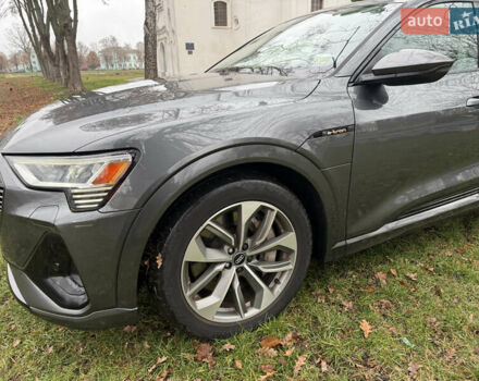 Сірий Ауді E-Tron, об'ємом двигуна 0 л та пробігом 53 тис. км за 34000 $, фото 12 на Automoto.ua