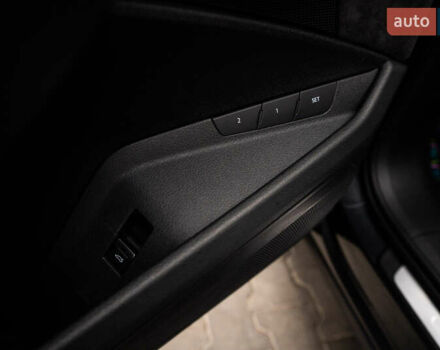 Сірий Ауді E-Tron, об'ємом двигуна 0 л та пробігом 154 тис. км за 25900 $, фото 58 на Automoto.ua