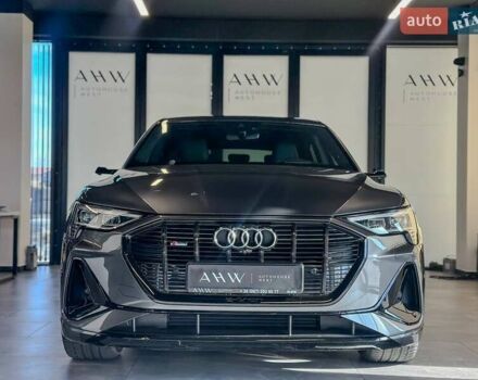 Серый Ауди E-Tron, объемом двигателя 0 л и пробегом 53 тыс. км за 37900 $, фото 39 на Automoto.ua