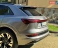 Сірий Ауді E-Tron, об'ємом двигуна 0 л та пробігом 100 тис. км за 25500 $, фото 9 на Automoto.ua