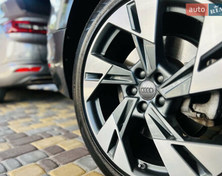 Серый Ауди E-Tron, объемом двигателя 0 л и пробегом 60 тыс. км за 41999 $, фото 24 на Automoto.ua