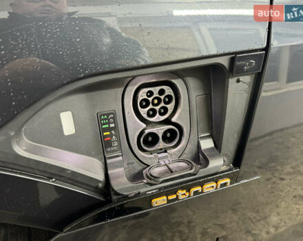 Серый Ауди E-Tron, объемом двигателя 0 л и пробегом 150 тыс. км за 23800 $, фото 70 на Automoto.ua