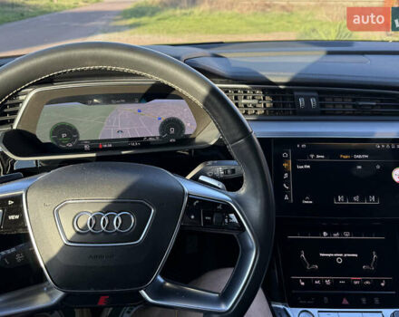 Ауді E-Tron 2020 у Києві на Automoto.ua Сірий Ауді E-Tron, об'ємом двигуна 0 л та пробігом 51 тис. км за 32000 $, фото 22 на Automoto.ua