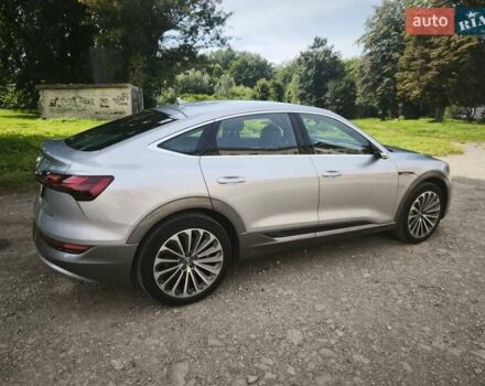 Сірий Ауді E-Tron, об'ємом двигуна 0 л та пробігом 70 тис. км за 34500 $, фото 2 на Automoto.ua