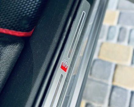 Серый Ауди E-Tron, объемом двигателя 0 л и пробегом 60 тыс. км за 41999 $, фото 16 на Automoto.ua