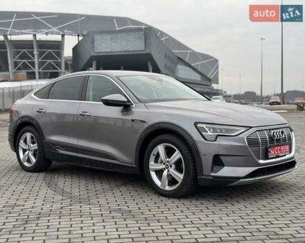Серый Ауди E-Tron, объемом двигателя 0 л и пробегом 109 тыс. км за 30900 $, фото 17 на Automoto.ua