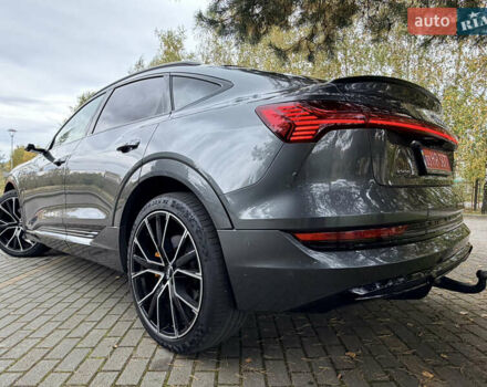 Ауді E-Tron 2020 у Дрогобичі на Automoto.ua Сірий Ауді E-Tron, об'ємом двигуна 0 л та пробігом 160 тис. км за 33900 $, фото 13 на Automoto.ua