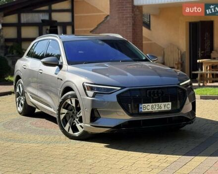 Сірий Ауді E-Tron, об'ємом двигуна 0 л та пробігом 100 тис. км за 25500 $, фото 23 на Automoto.ua