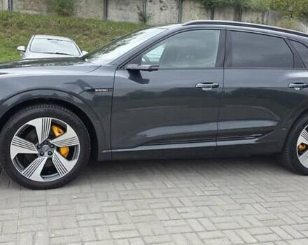 Серый Ауди E-Tron, объемом двигателя 0 л и пробегом 112 тыс. км за 29800 $, фото 5 на Automoto.ua