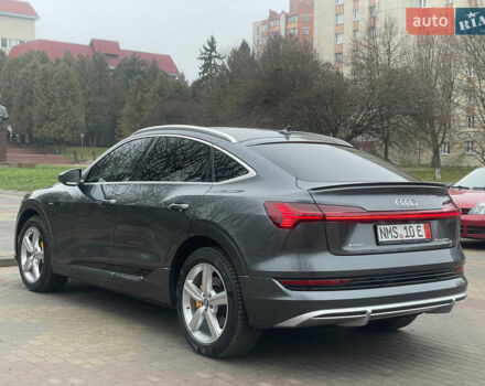 Серый Ауди E-Tron, объемом двигателя 0 л и пробегом 90 тыс. км за 34490 $, фото 6 на Automoto.ua