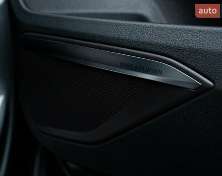 Сірий Ауді E-Tron, об'ємом двигуна 0 л та пробігом 82 тис. км за 39888 $, фото 79 на Automoto.ua