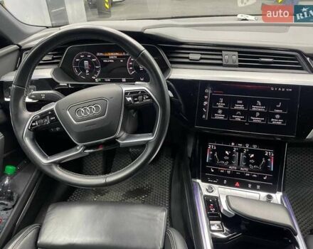 Ауді E-Tron 2020 у Чернівцях на Automoto.ua Сірий Ауді E-Tron, об'ємом двигуна 0 л та пробігом 65 тис. км за 48000 $, фото 16 на Automoto.ua