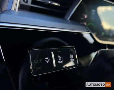 Ауди E-Tron 2020 в Львове на Automoto.ua Серый Ауди E-Tron, объемом двигателя 71 л и пробегом 42 тыс. км за 37600 $, фото 14 на Automoto.ua