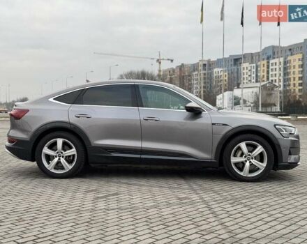 Серый Ауди E-Tron, объемом двигателя 0 л и пробегом 109 тыс. км за 30900 $, фото 15 на Automoto.ua