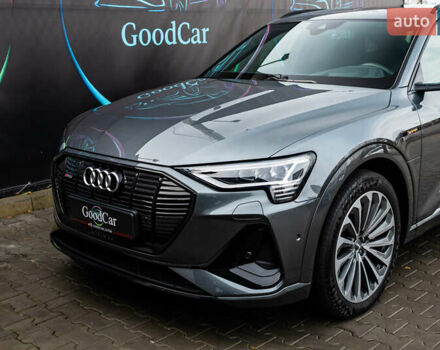 Сірий Ауді E-Tron, об'ємом двигуна 0 л та пробігом 82 тис. км за 39888 $, фото 22 на Automoto.ua