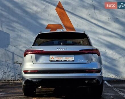 Серый Ауди E-Tron, объемом двигателя 0 л и пробегом 12 тыс. км за 31990 $, фото 37 на Automoto.ua