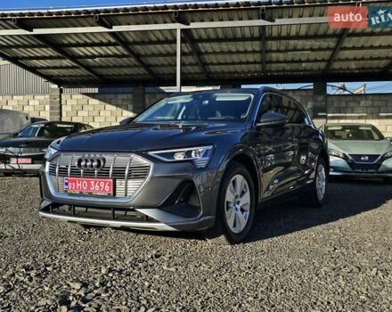 Серый Ауди E-Tron, объемом двигателя 0 л и пробегом 99 тыс. км за 31990 $, фото 13 на Automoto.ua