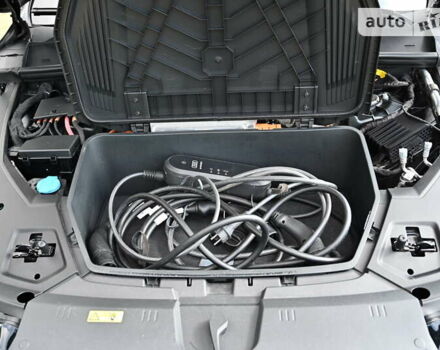 Серый Ауди E-Tron, объемом двигателя 0 л и пробегом 62 тыс. км за 43500 $, фото 29 на Automoto.ua