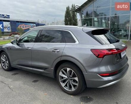 Серый Ауди E-Tron, объемом двигателя 0 л и пробегом 58 тыс. км за 37000 $, фото 24 на Automoto.ua