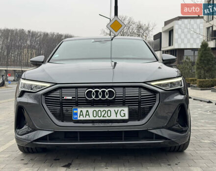 Серый Ауди E-Tron, объемом двигателя 0 л и пробегом 140 тыс. км за 32100 $, фото 17 на Automoto.ua