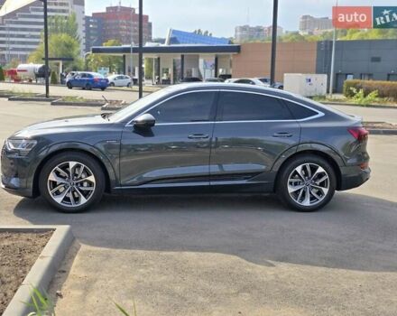 Серый Ауди E-Tron, объемом двигателя 0 л и пробегом 77 тыс. км за 38000 $, фото 1 на Automoto.ua