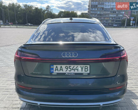 Сірий Ауді E-Tron, об'ємом двигуна 0 л та пробігом 106 тис. км за 29700 $, фото 6 на Automoto.ua