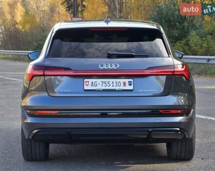 Сірий Ауді E-Tron, об'ємом двигуна 0 л та пробігом 67 тис. км за 37999 $, фото 2 на Automoto.ua