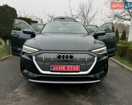 Серый Ауди E-Tron, объемом двигателя 0 л и пробегом 150 тыс. км за 23800 $, фото 41 на Automoto.ua