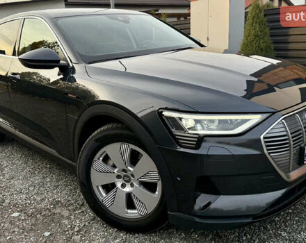 Серый Ауди E-Tron, объемом двигателя 0 л и пробегом 175 тыс. км за 22000 $, фото 18 на Automoto.ua