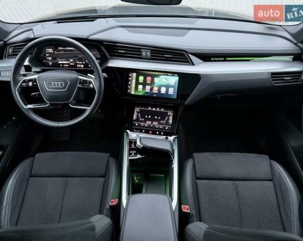 Серый Ауди E-Tron, объемом двигателя 0 л и пробегом 29 тыс. км за 38300 $, фото 15 на Automoto.ua