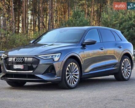 Сірий Ауді E-Tron, об'ємом двигуна 0 л та пробігом 67 тис. км за 37999 $, фото 9 на Automoto.ua