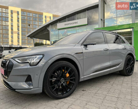 Ауди E-Tron 2020 в Луцке на Automoto.ua Серый Ауди E-Tron, объемом двигателя 0 л и пробегом 104 тыс. км за 33000 $, фото 6 на Automoto.ua