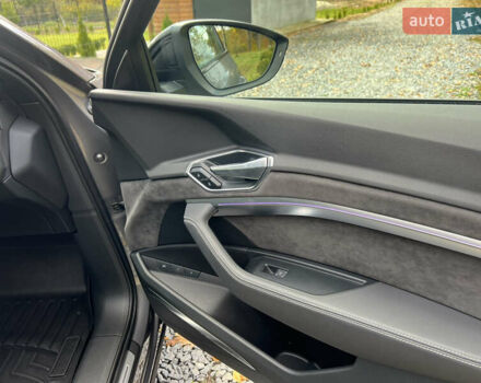 Серый Ауди E-Tron, объемом двигателя 0 л и пробегом 119 тыс. км за 35000 $, фото 20 на Automoto.ua